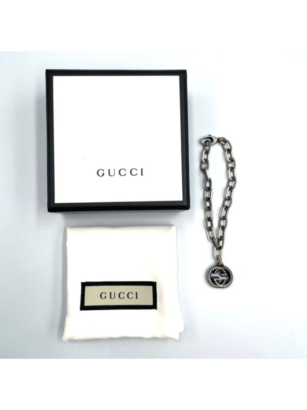 Gucci Interlocking Silver Bracelet - Picture 8 of 8